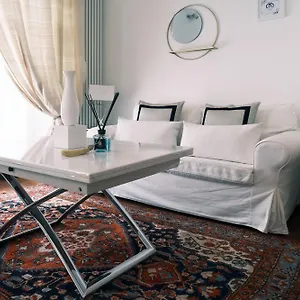 Comecasa Flowery Terraced Apartment Milan
